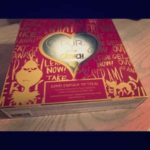 PUR Grinch Palette 2018